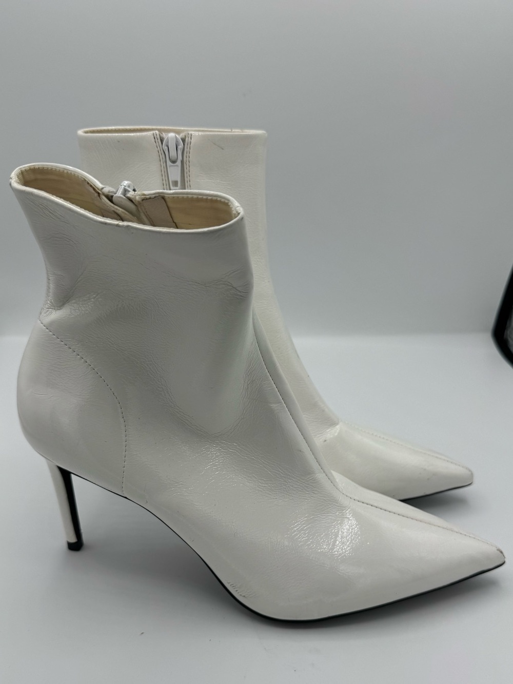 Jeffrey Campbell Nixie White Ice Crinkle Pointed Toe Stiletto Ankle Boots Size 9